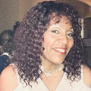 Meet your Posher, Nilda